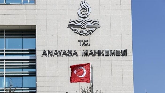 AYM, HDP'nin hazine yardımına bloke konulmasına itirazı görüşecek