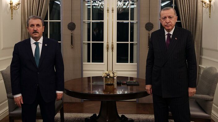 Beştepe'de Cumhurbaşkanı Erdoğan, Mustafa Destici görüşmesi