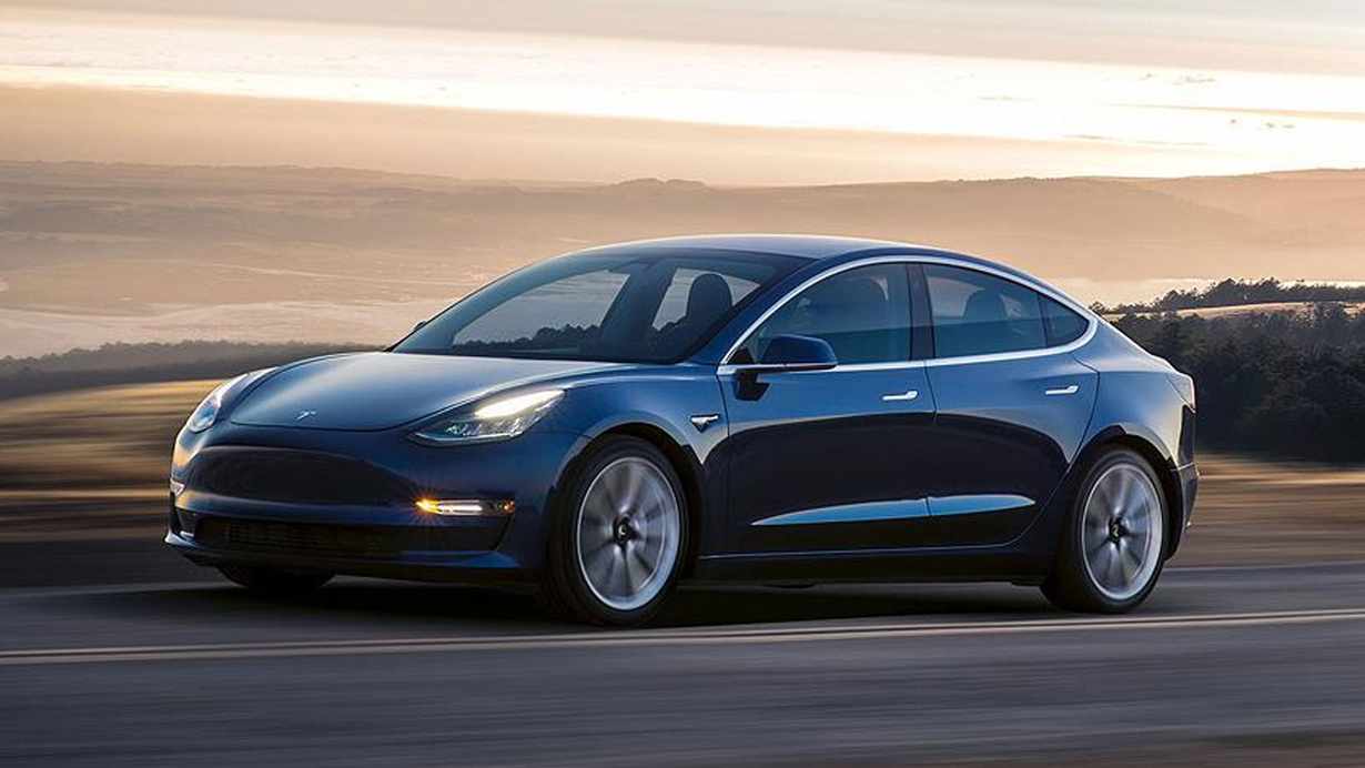 Tesla'dan ABD kararı! İki elektrikli araç modelinin fiyatlarında indirime gidildi